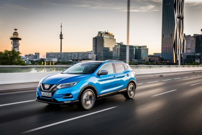 Az új Nissan Qashqai: a továbbfejlesztett prémium crossover kimagasló új formatervvel, technológiákkal és teljesítménnyel